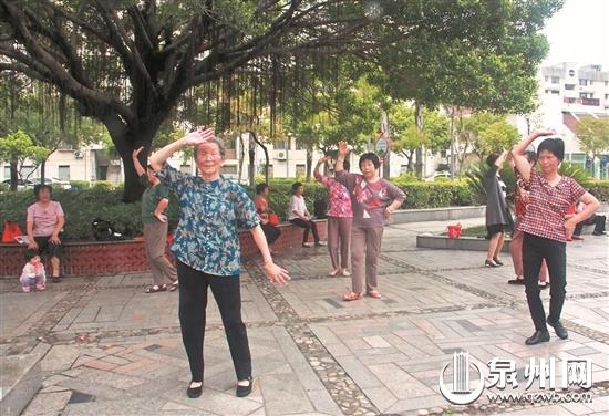 广场舞经济学(广场头条老年人银发内容) 排名链接