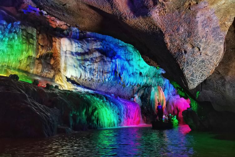 多方合力助推乐昌碧水洞地下河开发建设(碧水地下河对接开发建设工作队) 排名链接