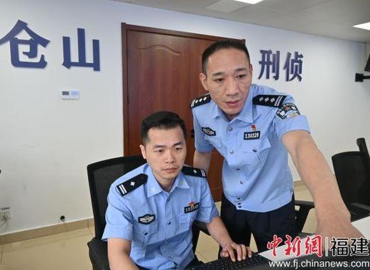 开发软件助力破案 嘉善这个民警变身数据“技术男”(嘉善破案浙江日报合成包头) 软件优化