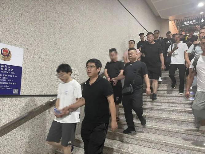 巢湖警方打掉一跨境网络赌博团伙 抓获12人(团伙赌博跨境专案组新安) 99链接平台